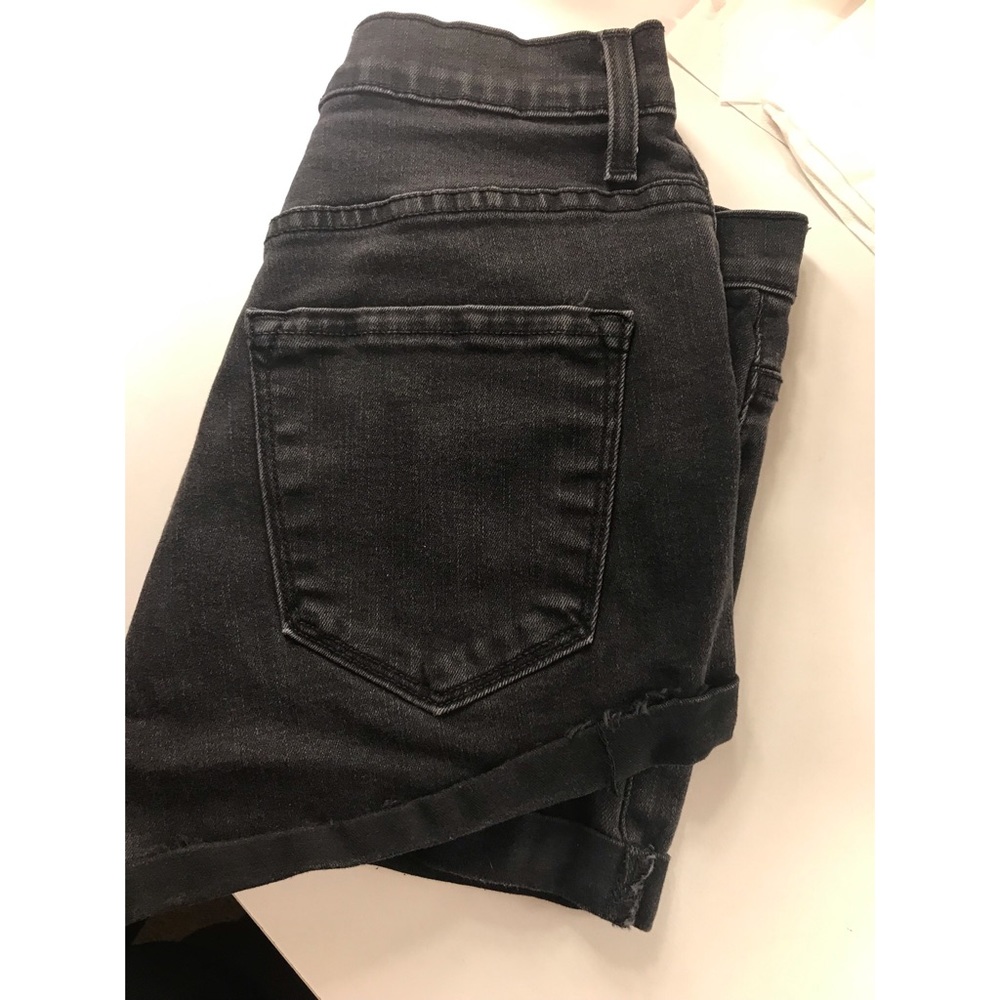 High waisted short shorts - Picture 3 of 4